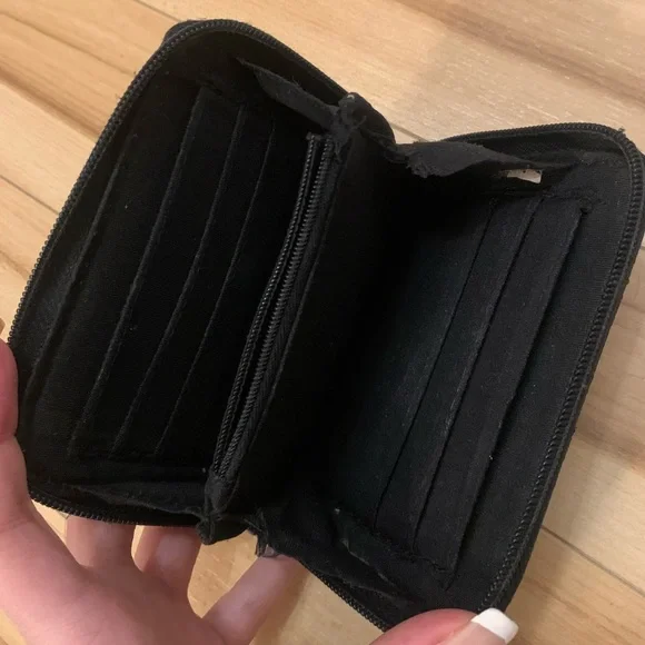 Rosetti well used leather zip wallet - Picture 4 of 7